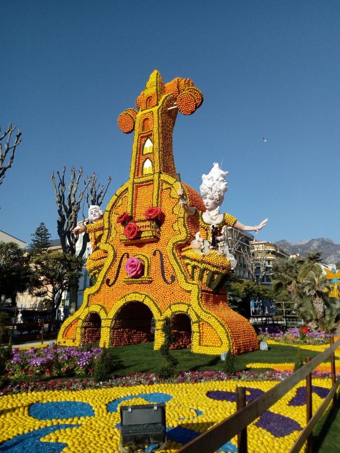 Attico Victoria Palace Suggestivo E Spettacolare マントン エクステリア 写真